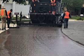 Best Concrete Driveway Installation  in Barberton, OH